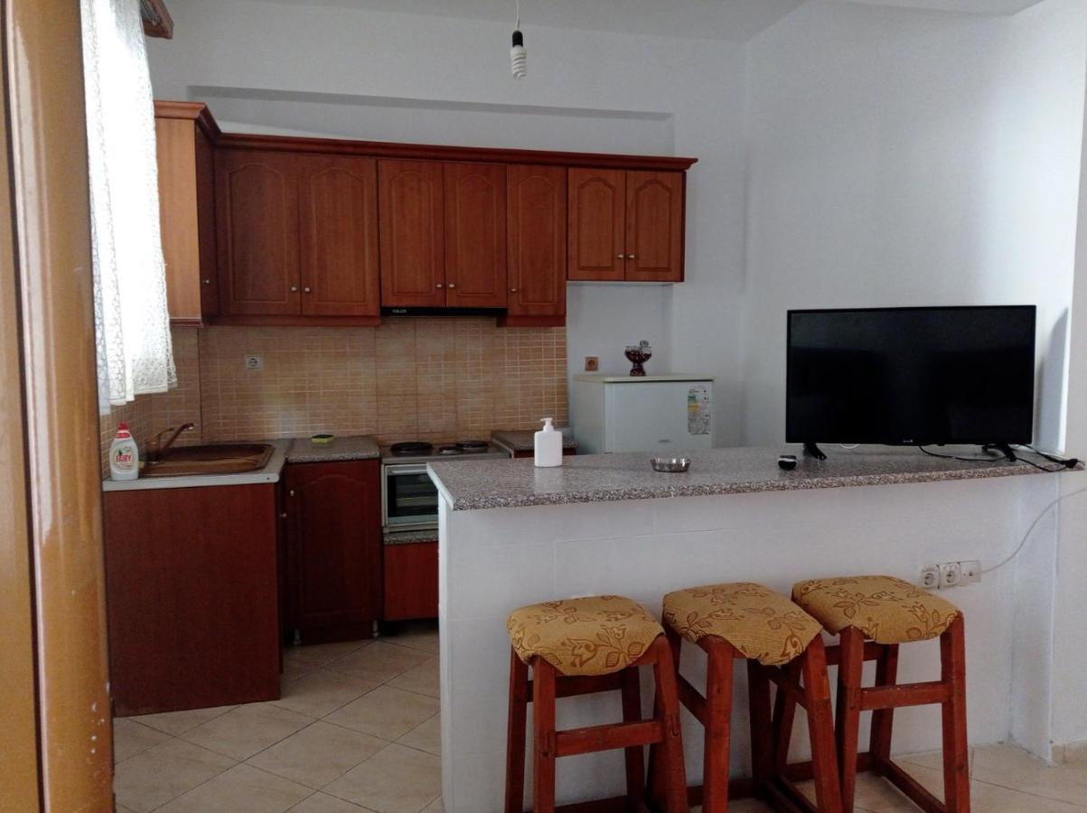 Achilles Apartments Саранда Екстер'єр фото