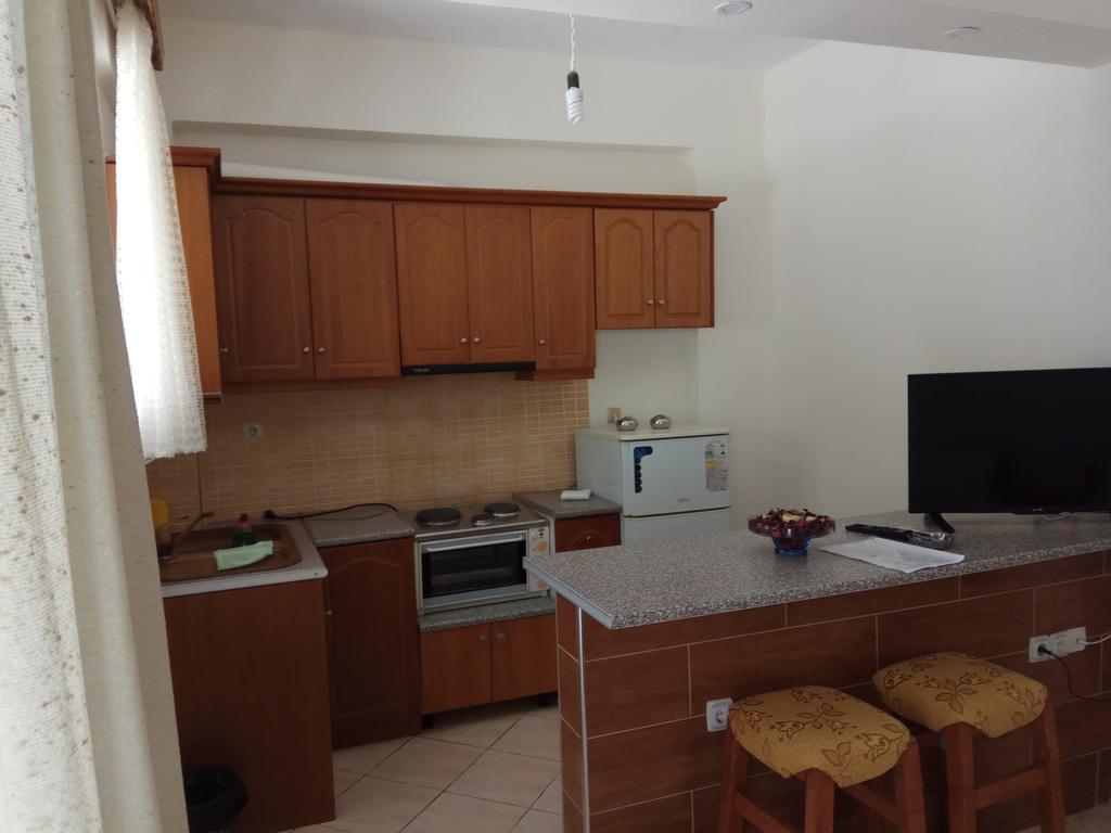 Achilles Apartments Саранда Екстер'єр фото